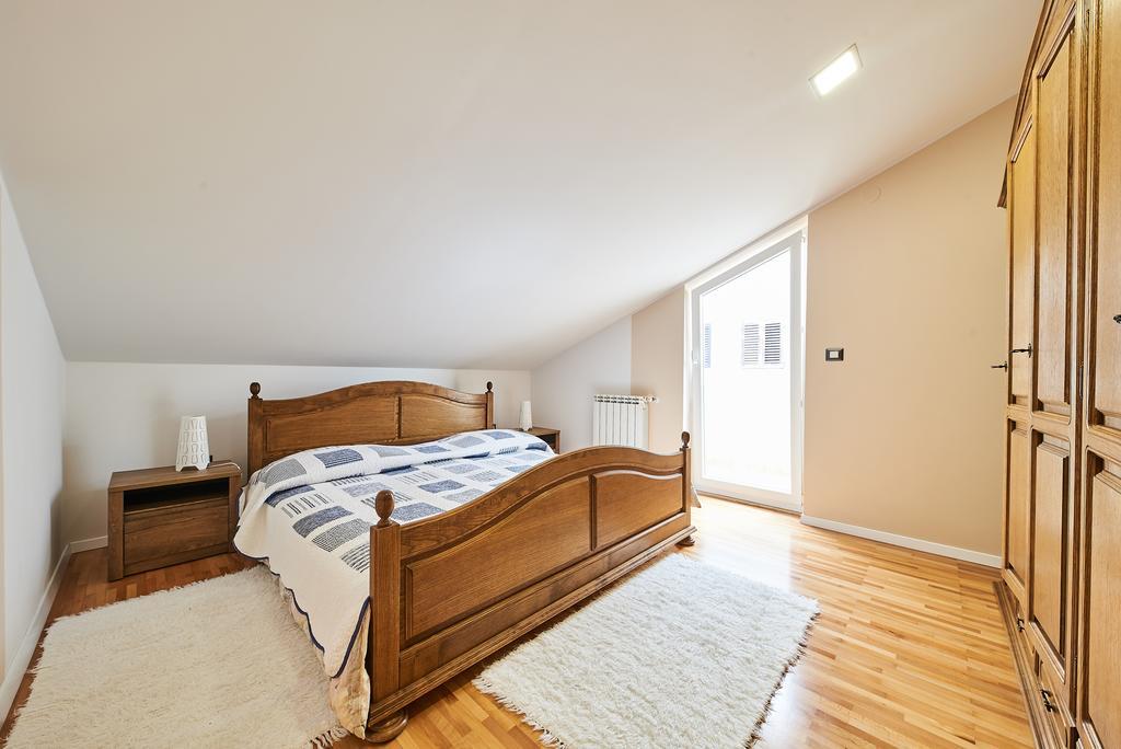 Alto Apartments Umag Exteriör bild